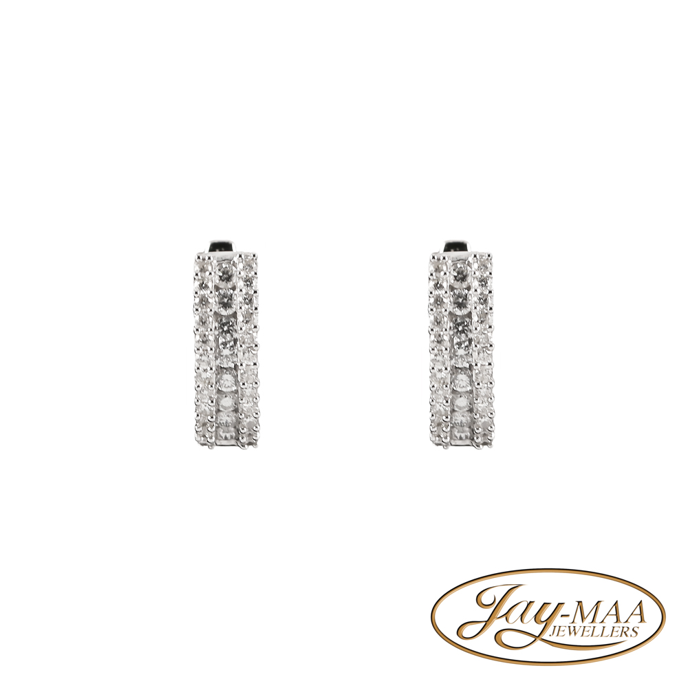 Jewellery-Ad-Social-Media-Jay-Maa-Jewellers-White-Gold-Diamond-Earrings-02-Front